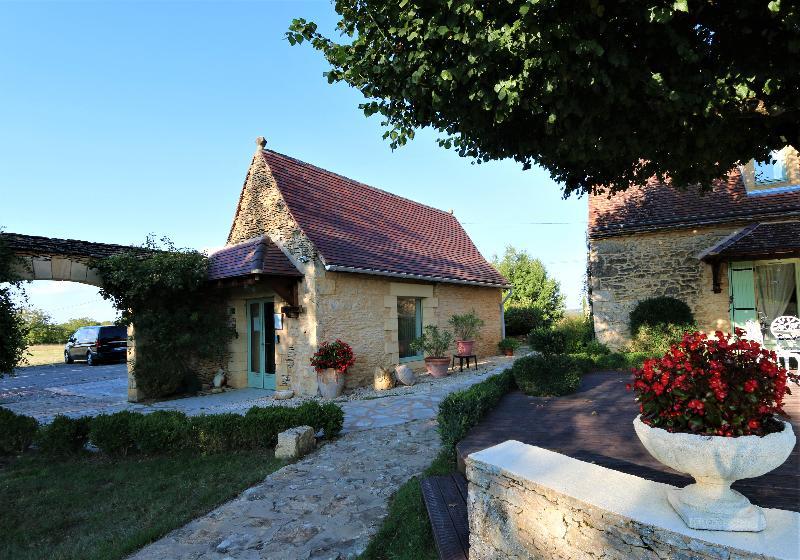Hôtel de la Ferme Lamy Meyrals Exterior foto